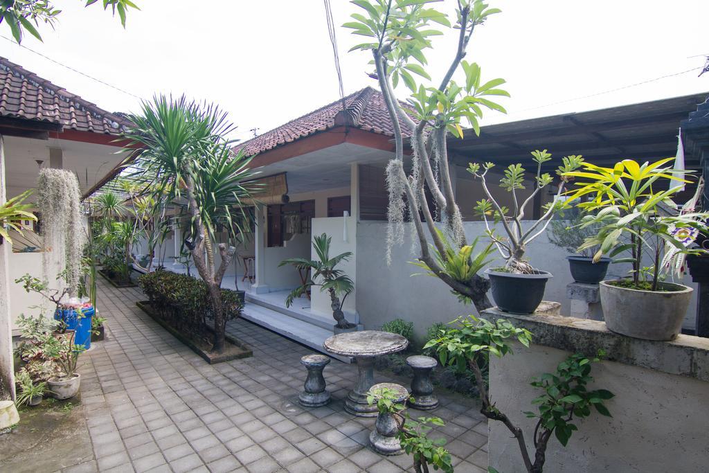Pondok Nuri Homestay Sanur Exterior foto